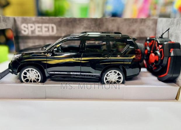 Black Remote Controlled Rechargeable Prado Toy Car - thumbnail 4