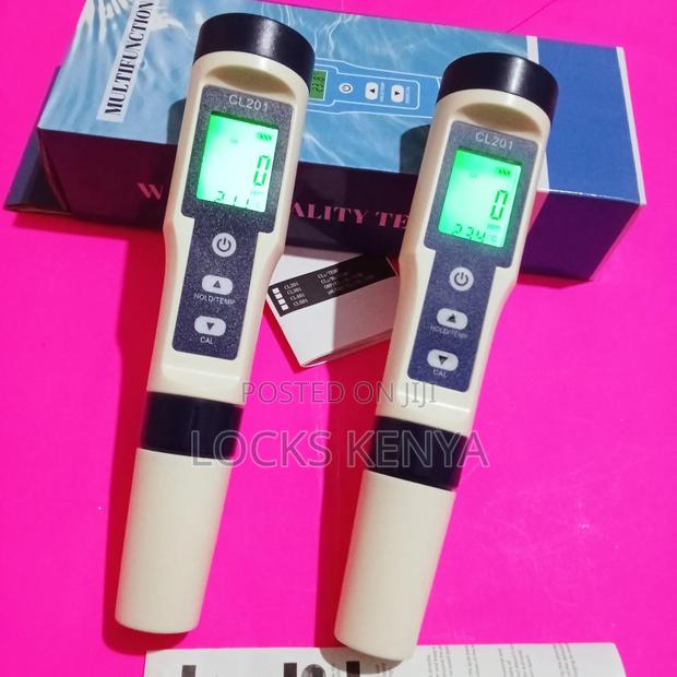 Swimming Water Chlorine Meter - main view