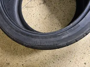 305/40r22 Centra Tyre