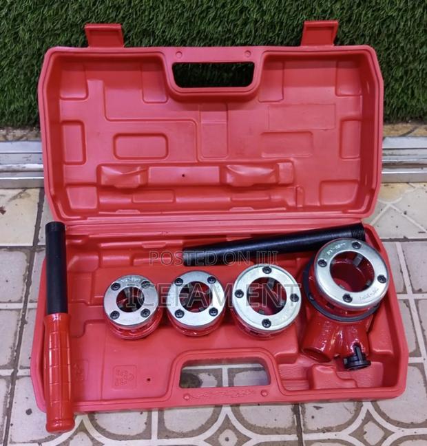 Ratchet Die Stock/Die Stock - main view