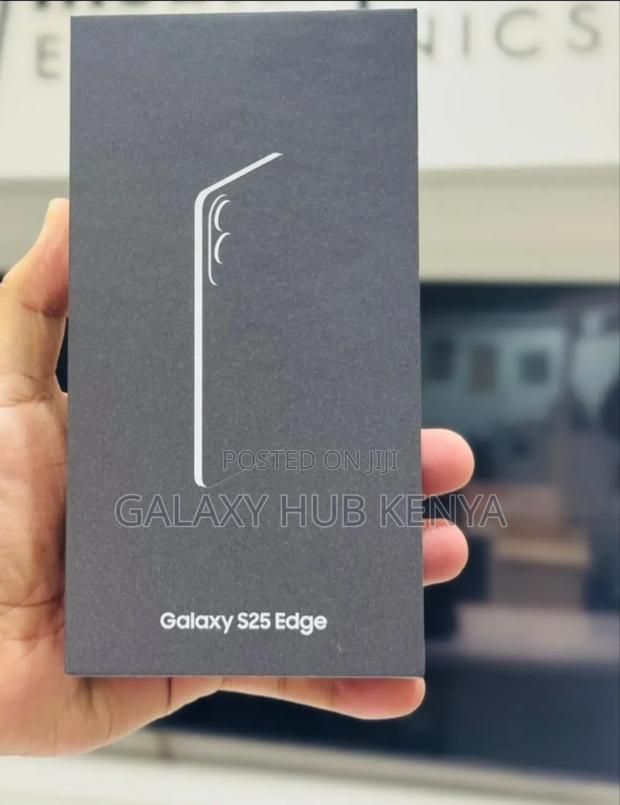 New Samsung Galaxy S25 Edge 256 GB Black - main view