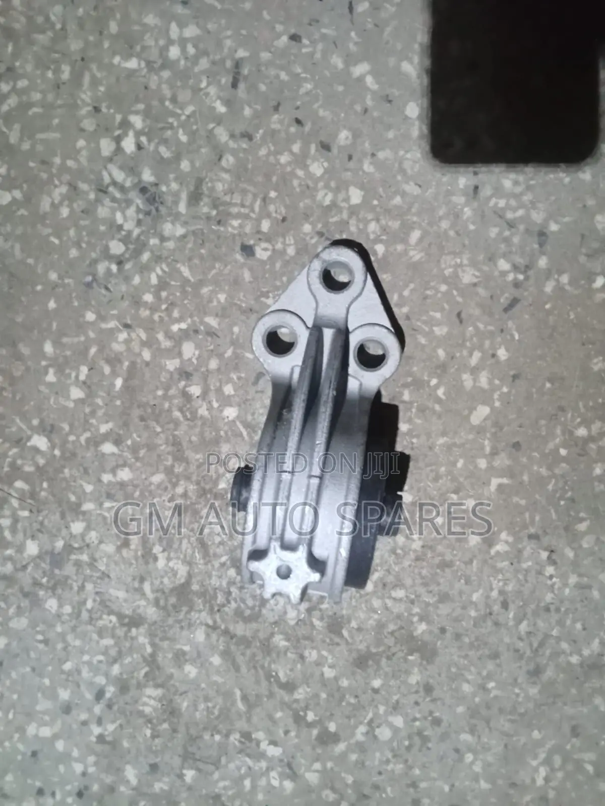 Mazda Tribute Ford Escape Mounting