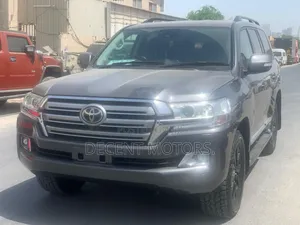 Toyota Land Cruiser 4.5 V8 TD 2018 Gray