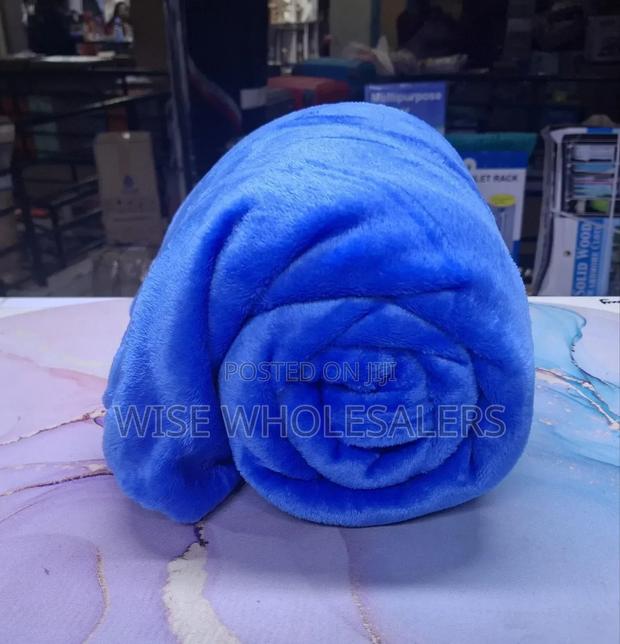 *Fleece Coloured Blankets* 
⏩Durable.
⏩Breathable. - thumbnail 10
