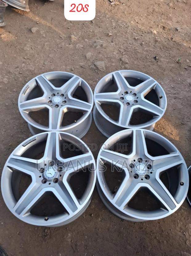 Size 20 Inch Mercendes Ml Sport Rims - main view