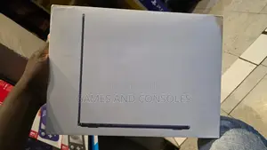 New Laptop Apple MacBook Air 2025 M4 13-Inch 16GB Apple M4 SSD 512GB