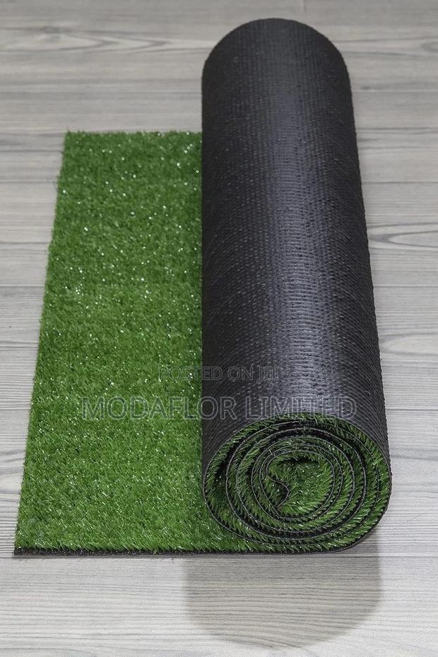 Premium Quality Grass Carpet – A Touch of Nature - main view