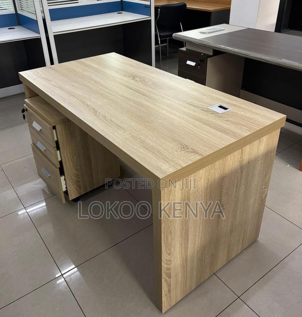 Office Desk : Modera 1400mm Executive Table - thumbnail 3
