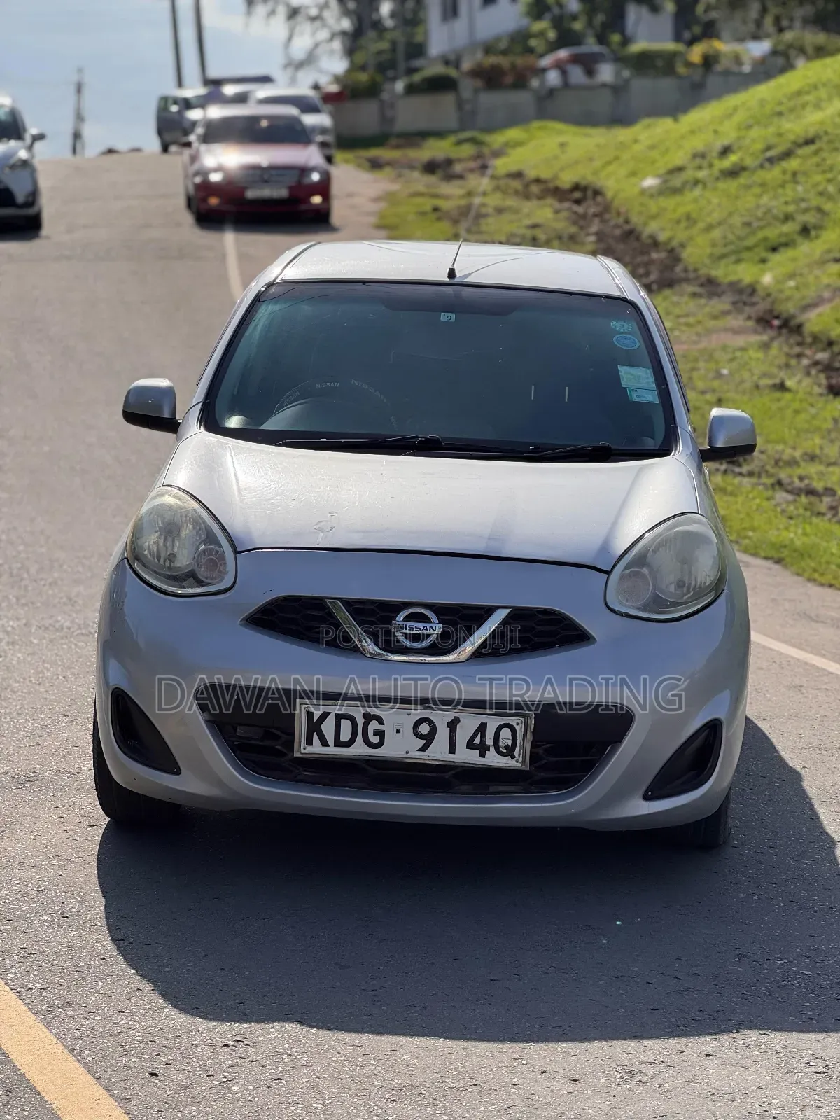 Nissan March 2016 Silver