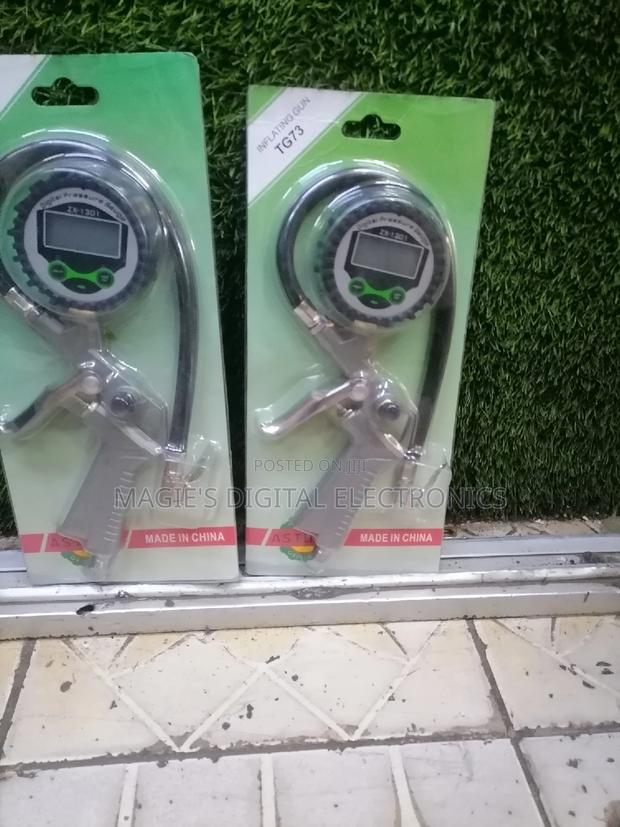 Best Quality Digital Pressure Guage/Inflator