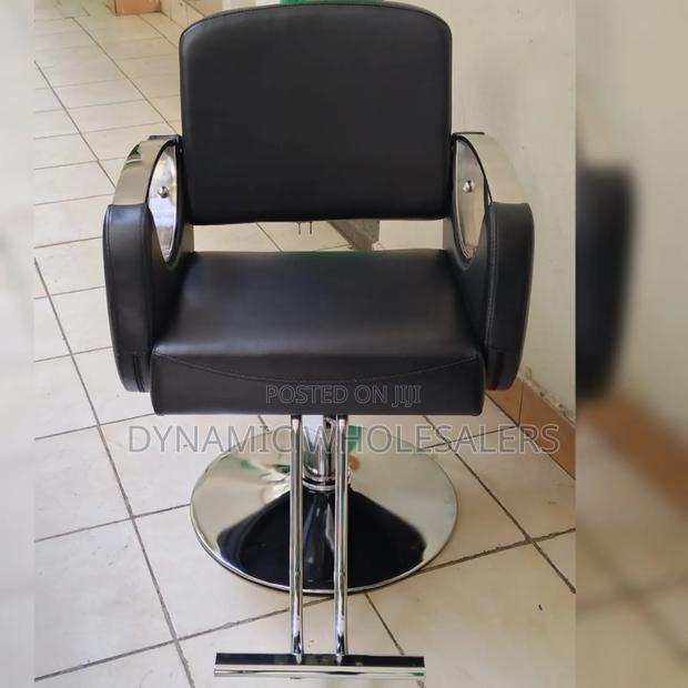 360° Rotation Executive Barber/ Salon Chair - main view