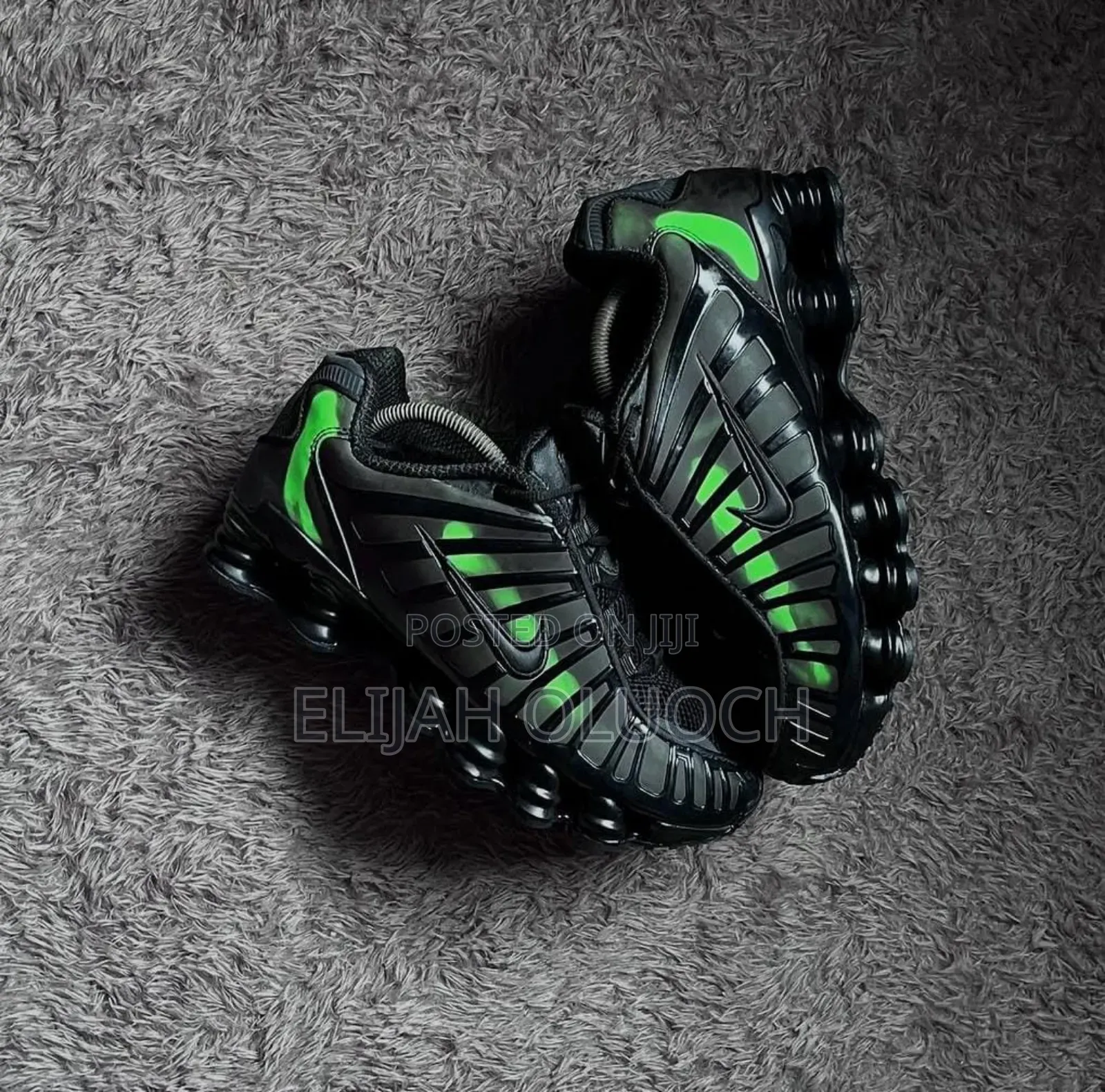 Nike Shox Thermal *Green*
Size 39________45.