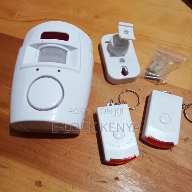 2 Remotes Controlled Motion Sensor