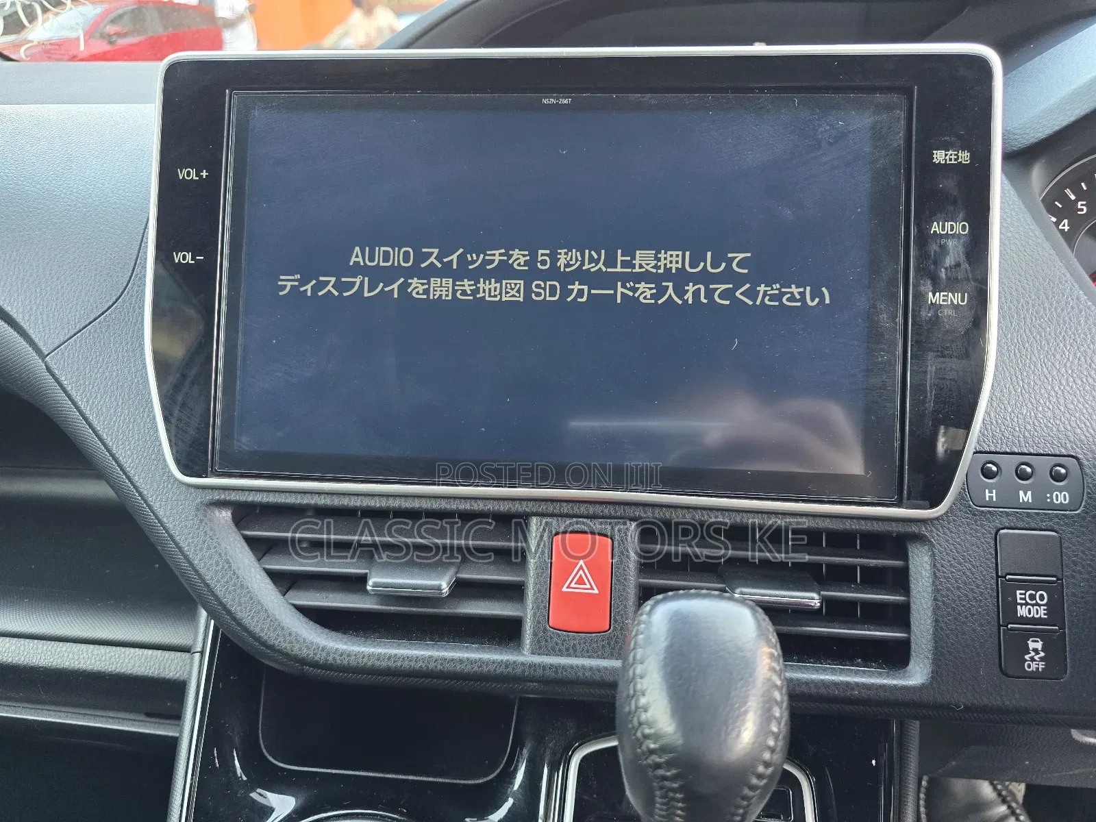 Toyota Voxy 2018 Silver