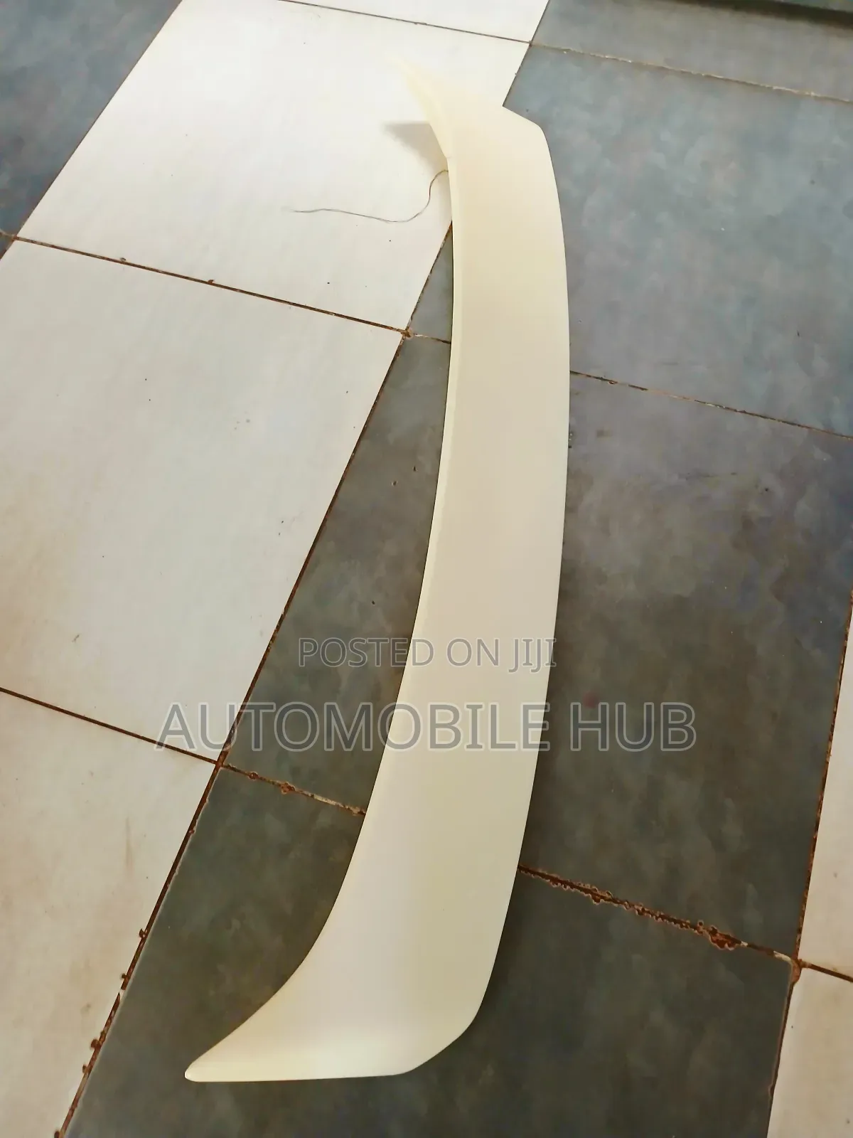 Saloon Spoiler - Car Saloon Spoiler