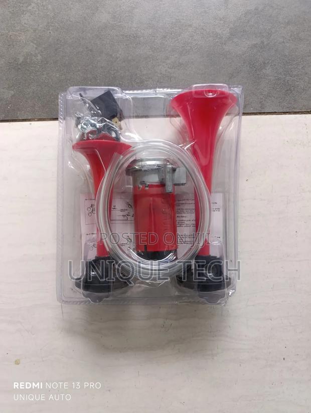 Twin Pipe Airhorn 12v / Double Trumpet Horn
