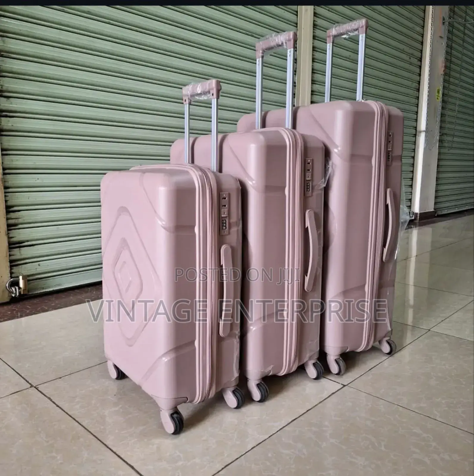 Unbreakable Double Zip Unbreakable Suitcase