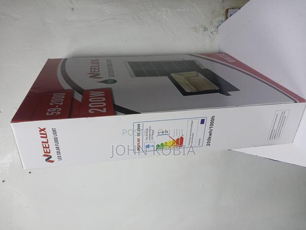 200 Watts Solar Floodlight