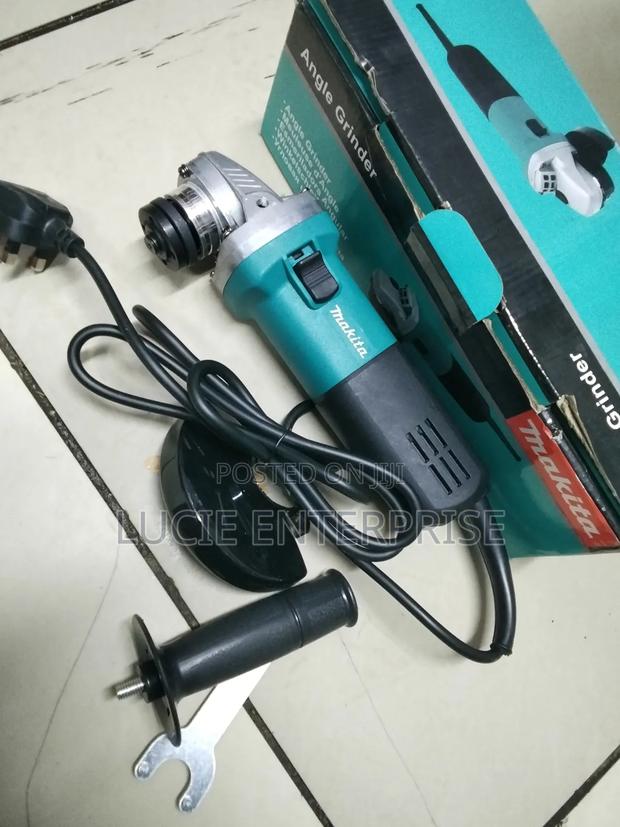 Makita Angle Grinder 840watts - thumbnail 2