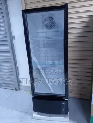 Hisense 222litres Showcase Fridge Glass Door
