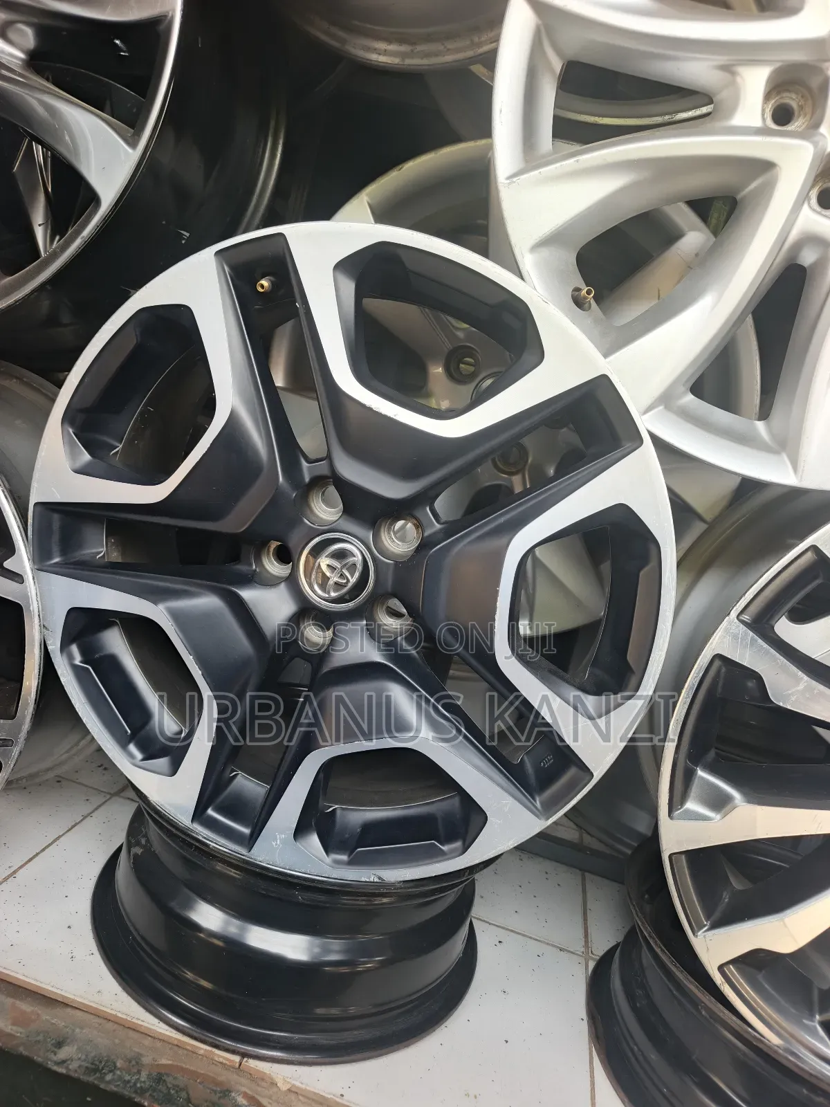 Size 19 Inch Rav4 Sport Rims