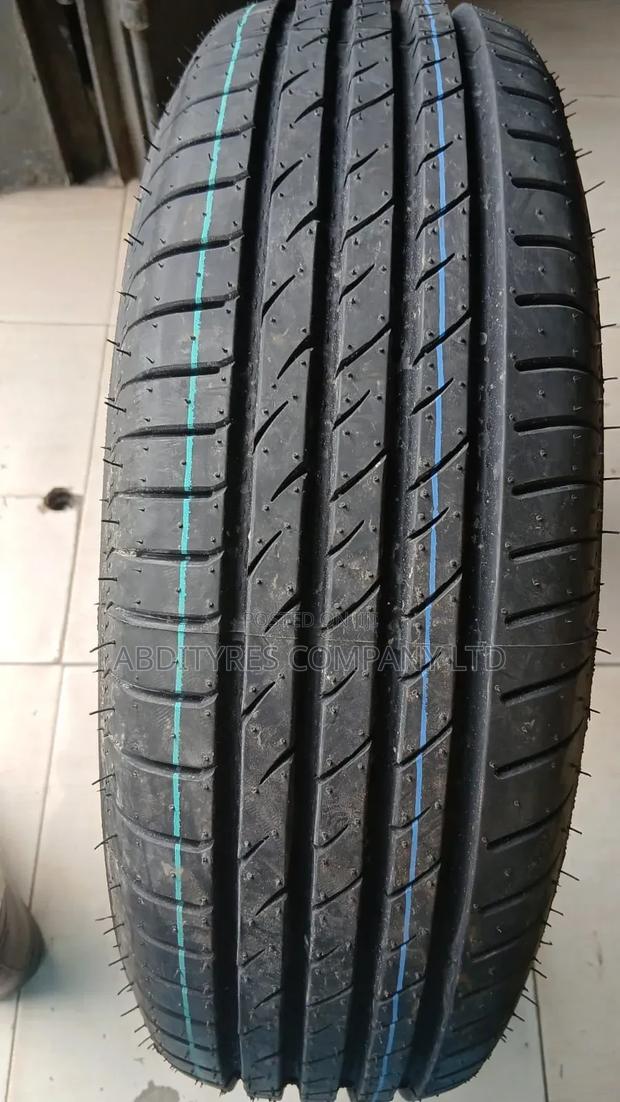 175/70r13 Maxtrek - thumbnail 2