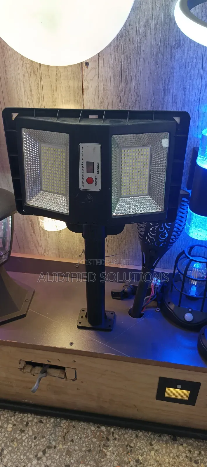 Automatic Solar Street Lamp