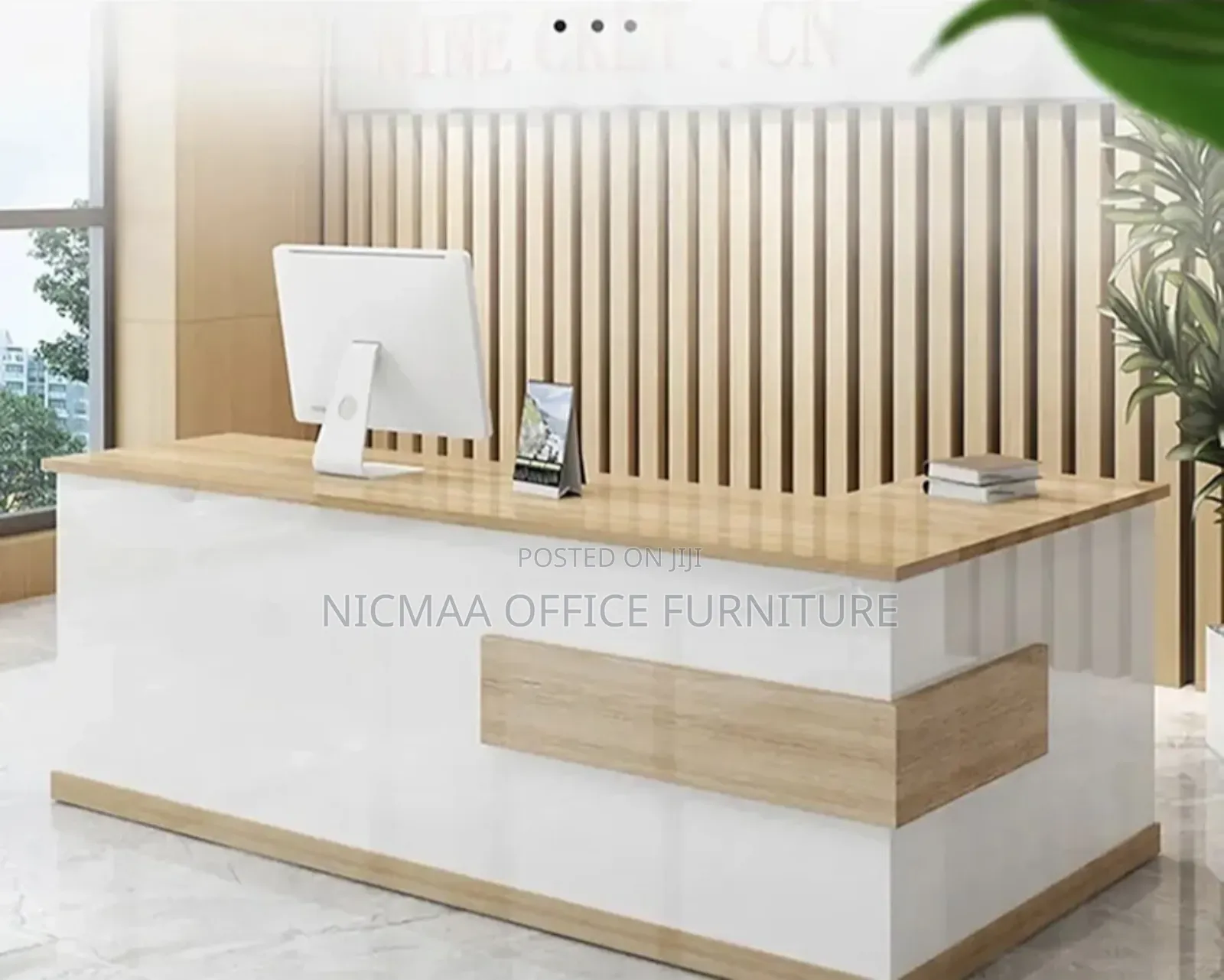 Frontedge L-Desk Reception Power Hub