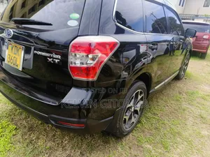 Subaru Forester 2016 Black