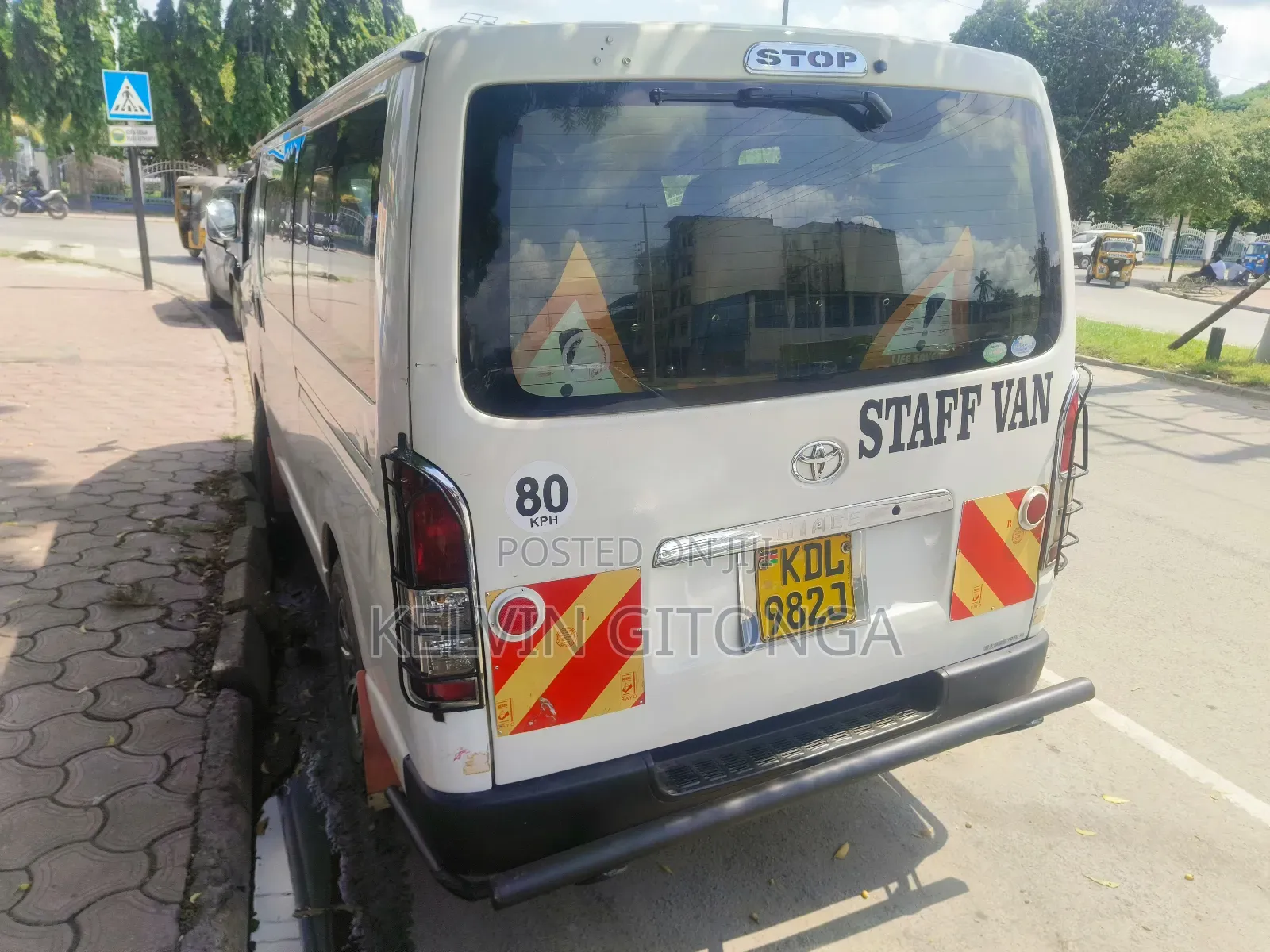 Toyota HiAce 2017 White
