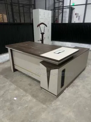 1.6m Luxeform Executive Edge Desk