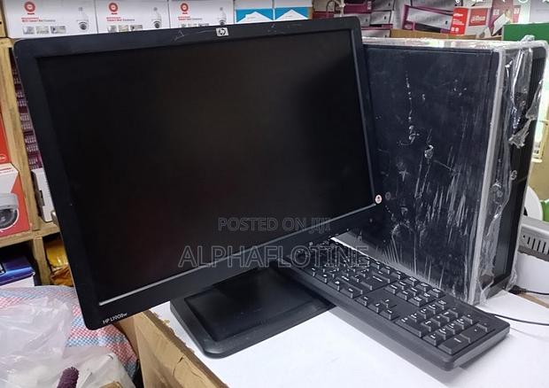 Desktop Computer Dell 4gb Intel Core -I5 HDD 500gb - main view