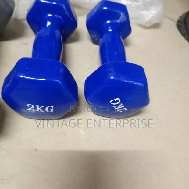 2kg Neoprene Dumbbell - main view