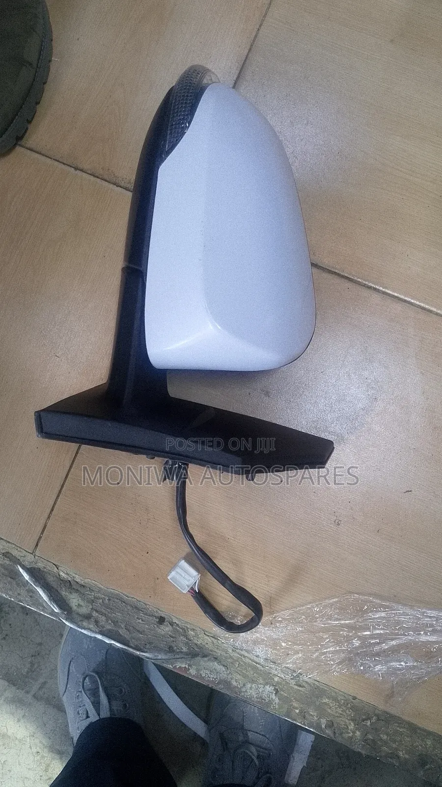 Side Mirror Premio 265 New Model
