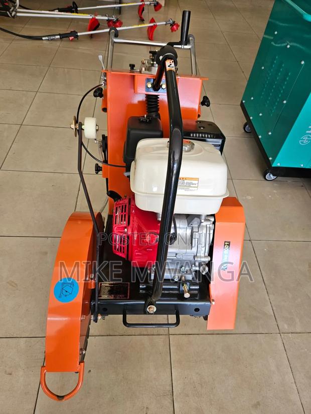 14" Concrete Cutter - main view