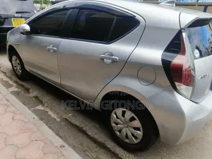 Toyota Aqua 2015 Silver