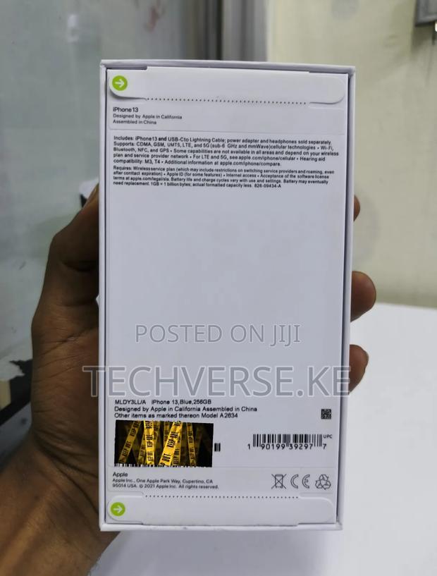 New Apple iPhone 13 256 GB Blue - thumbnail 3