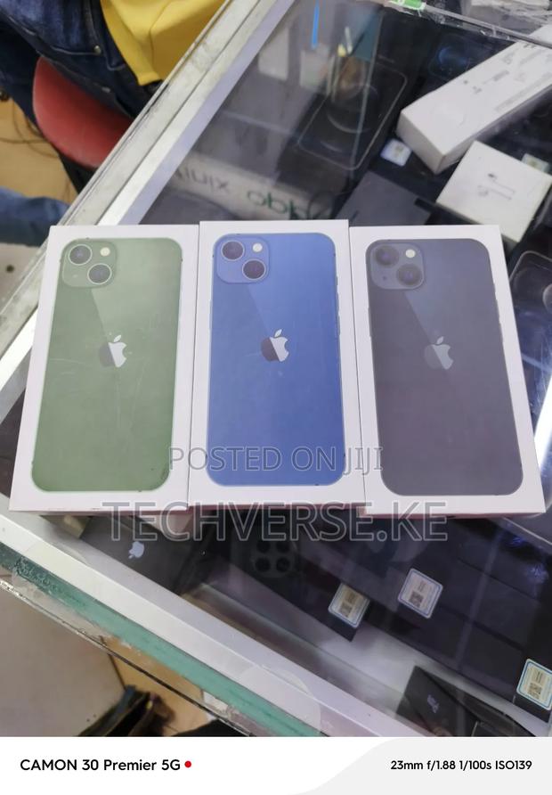 New Apple iPhone 13 256 GB Blue - thumbnail 5