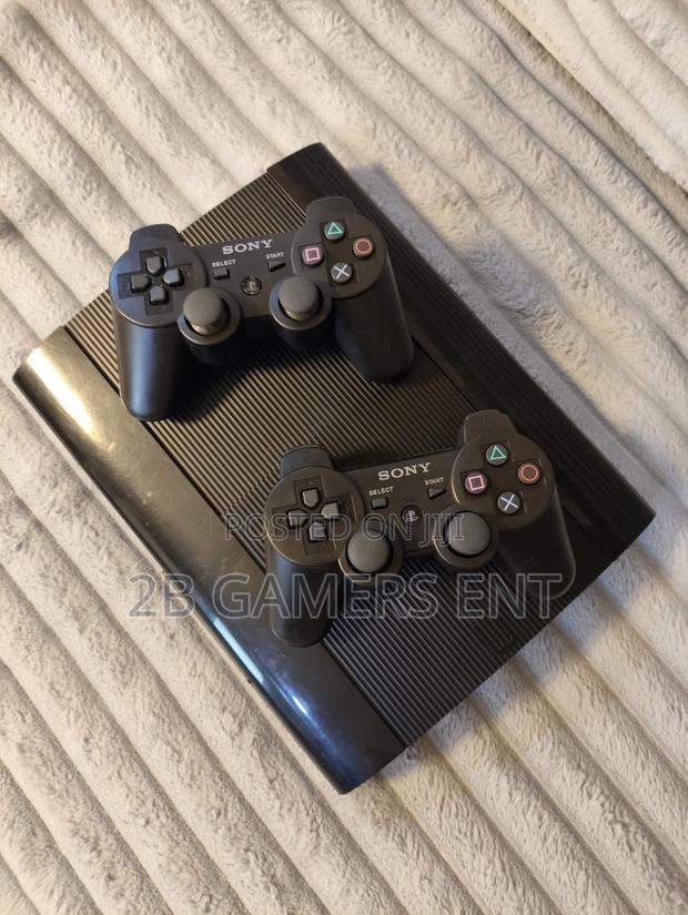 Superslim (Ps3) 320 Gb , Plus 15 Games - thumbnail 2