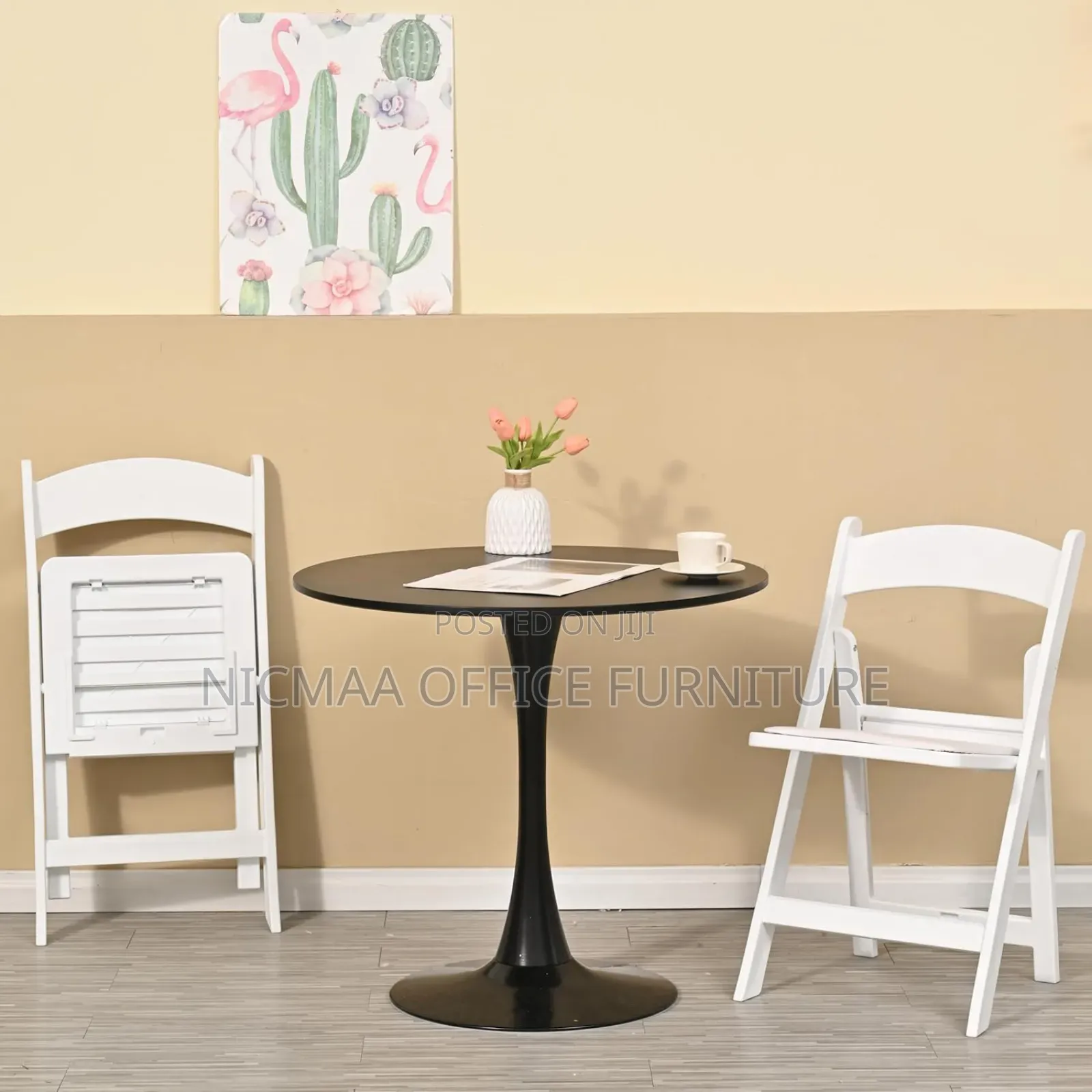 Tulipedge Mid-Century Round Black Dining Table