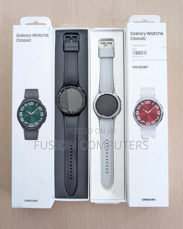 Samsung Galaxy Watch6 Classic (Bluetooth, 43mm) - main view