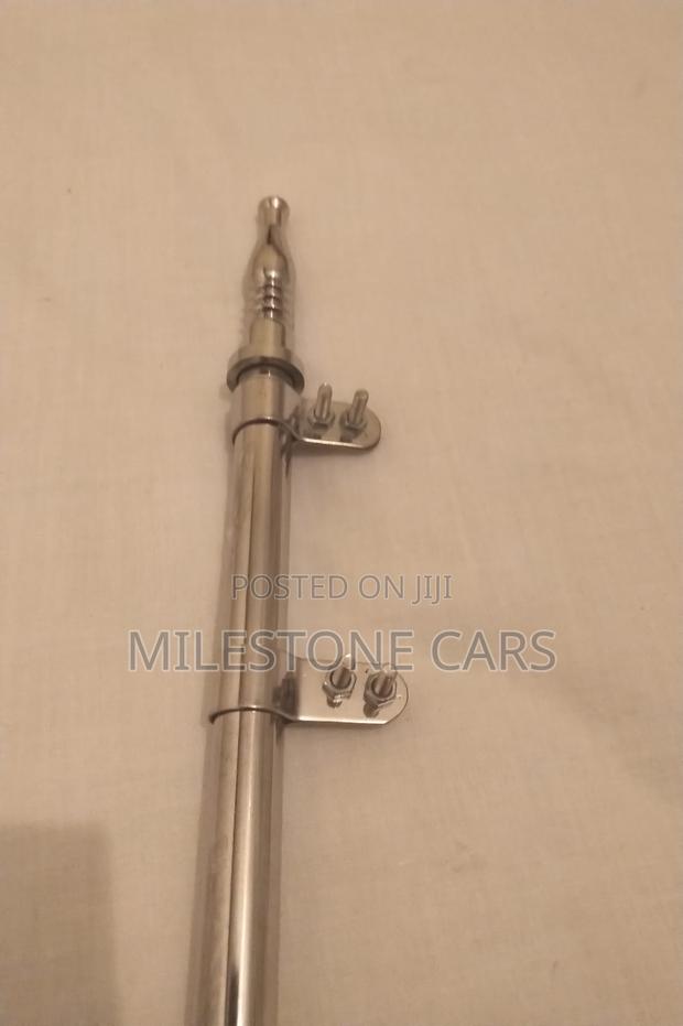 Heavy-Duty Vehicle Flag Poles - thumbnail 8
