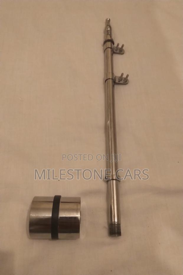 Heavy-Duty Vehicle Flag Poles - thumbnail 11
