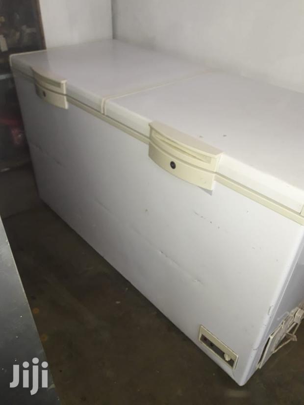 Deep Chest Freezer - thumbnail 2