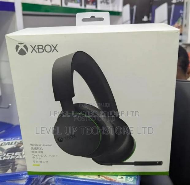 Xbox Wireless Headset - main view
