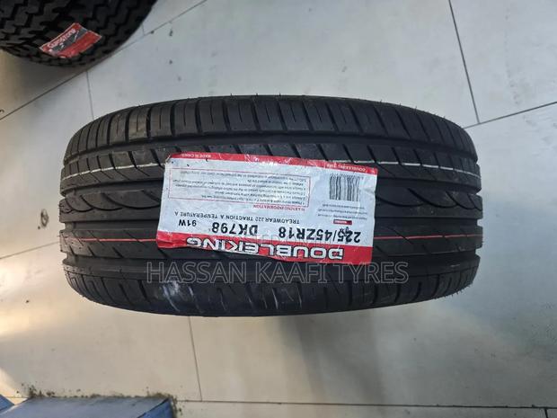 225/45r18 Doupleking Tyre