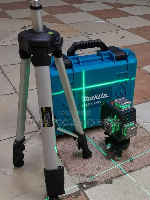 Makita Auto Laser Level 360° With Thripod Stand