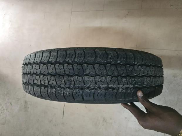 195r15c Petromax Tyre - thumbnail 2