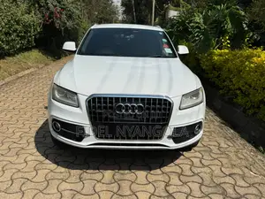 Audi Q5 2.0T Premium AWD quattro 2016 White