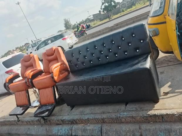 Weighting Bench/ Barber Chair - main view